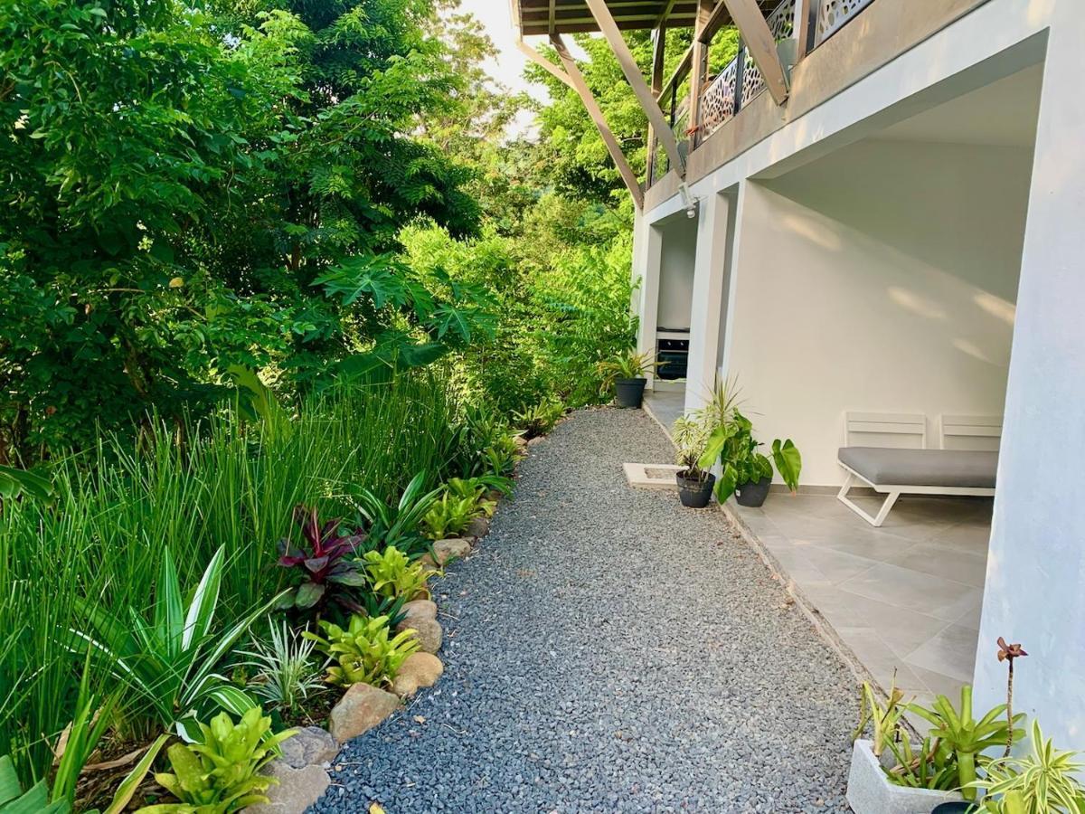 Les Gites De La Reserve Bouillante Exterior photo
