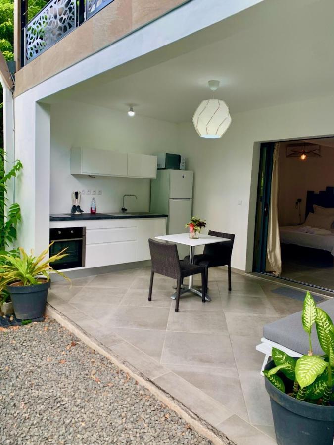Les Gites De La Reserve Bouillante Exterior photo